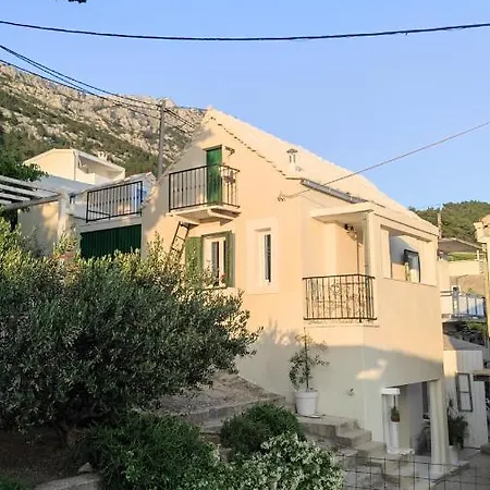 Bikini Vintage House * 브렐라
