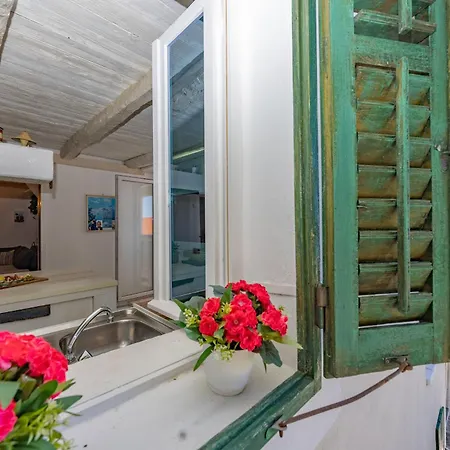 Апартаменти Bikini Vintage House *